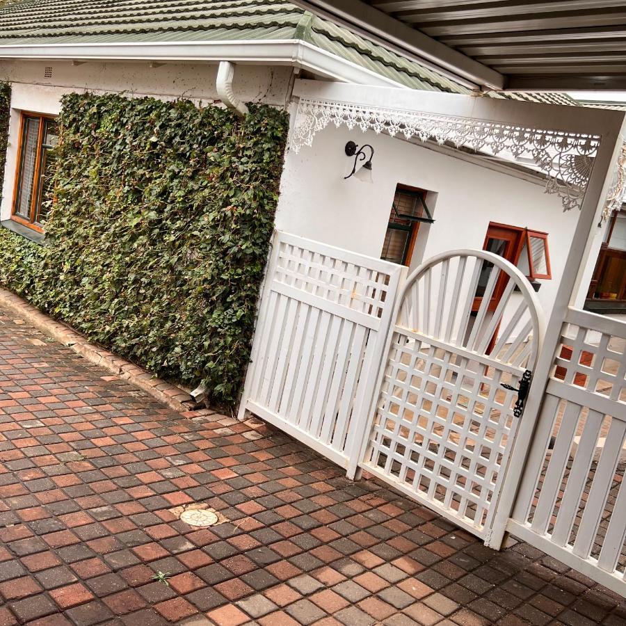 Peaceful@Swansea In Rosebank-Parkwood Apartment Johannesburg Luaran gambar